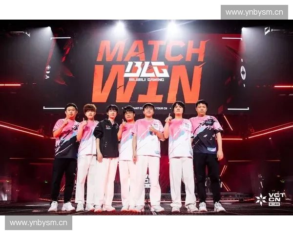 《2025年全球电竞大赛全面开启 各大战队争夺年度冠军荣耀》 《2025年全球电竞大赛全面开启 各大战队争夺年度冠军荣耀》